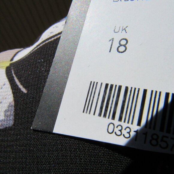 #373  NEW WOMEN'S CHIFFON BUTTERFLY DRESS BY LONDON TIMES  (SIZE 14US / 18UK) - Picture 4 of 5